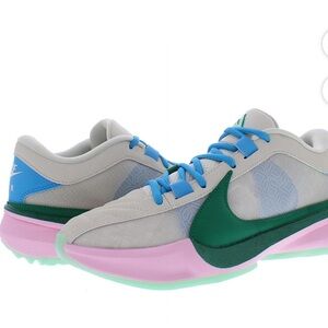 Nike Zoom Freak 5 Shoes Women’s size 6 Color: Beige/Pink/Green/Blue